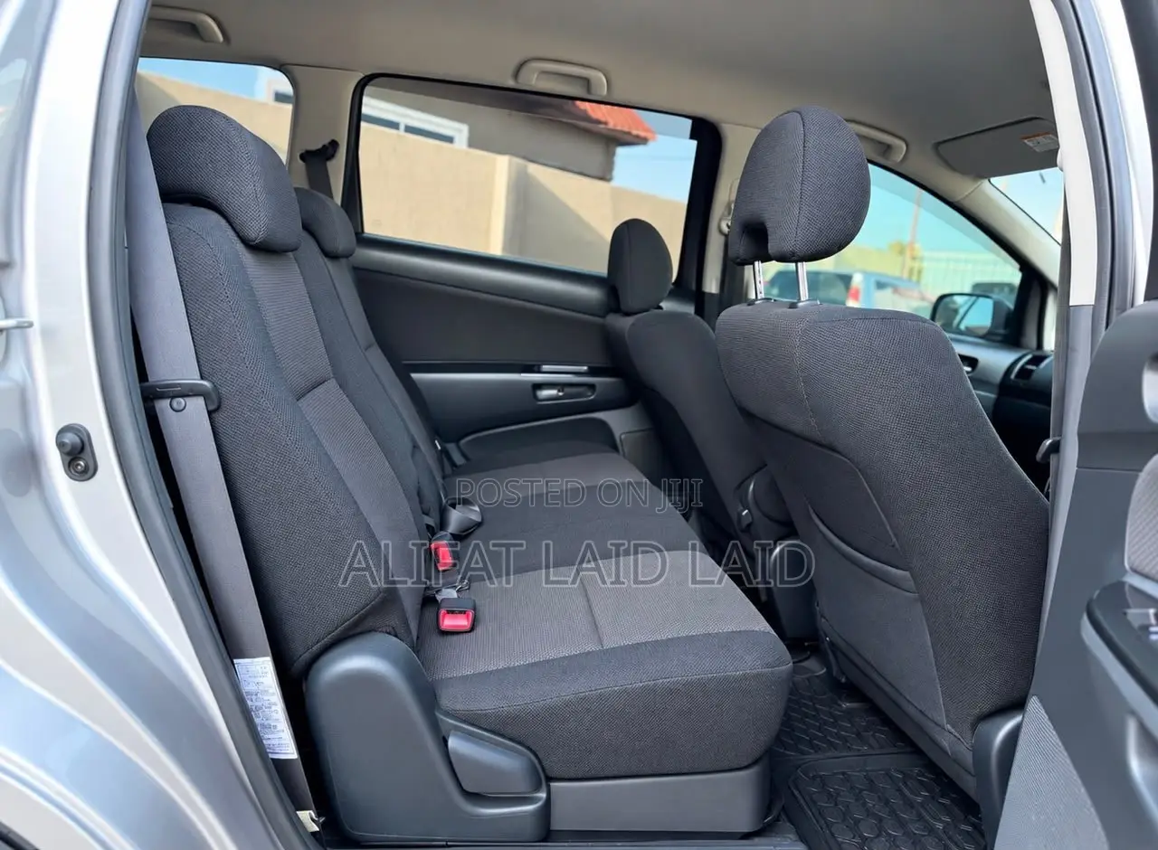 Toyota Wish 2005 Gray