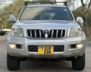 Toyota Land Cruiser Prado 3.4 5dr 2007 Silver