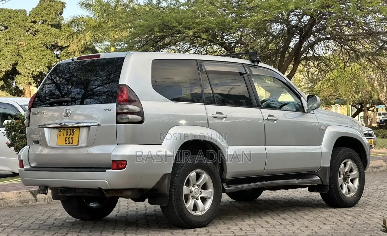 Toyota Land Cruiser Prado 3.4 5dr 2007 Silver