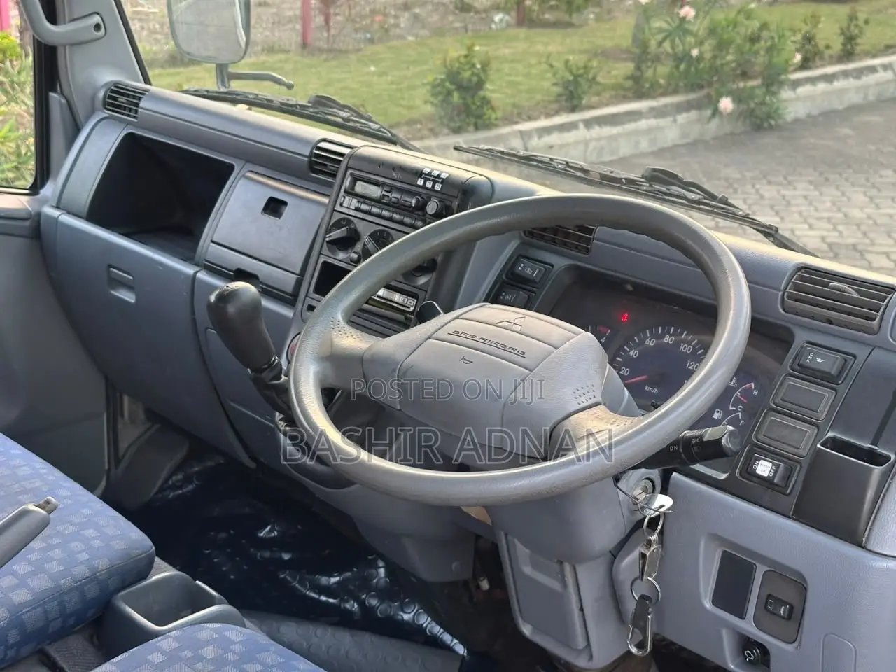 Mitsubishi Canter Nzuri(tani) 2 Tonnes.