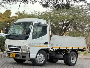 Mitsubishi Canter Nzuri(tani) 2 Tonnes.