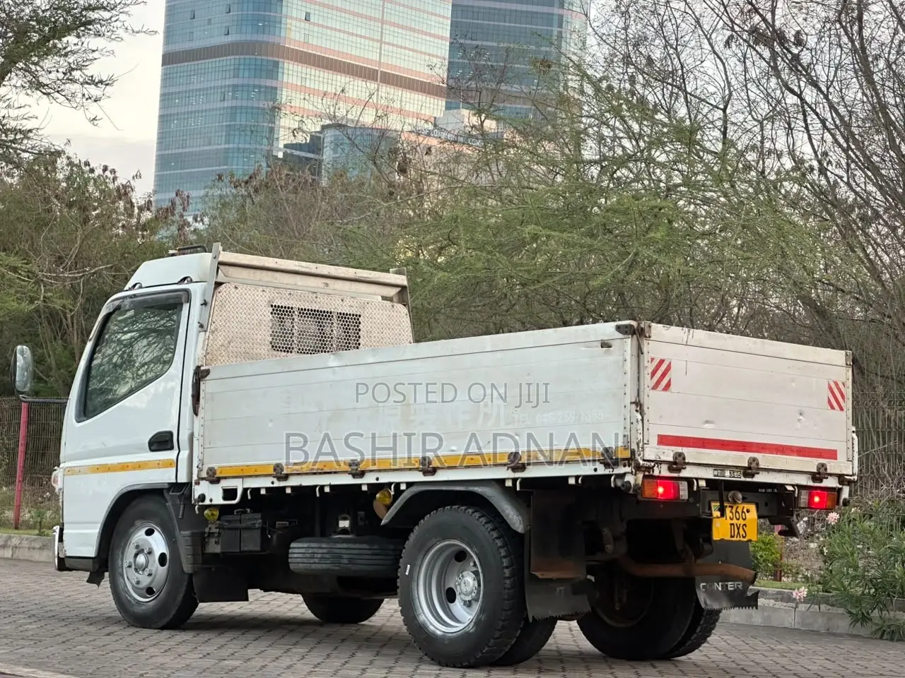 Mitsubishi Canter Nzuri(tani) 2 Tonnes.