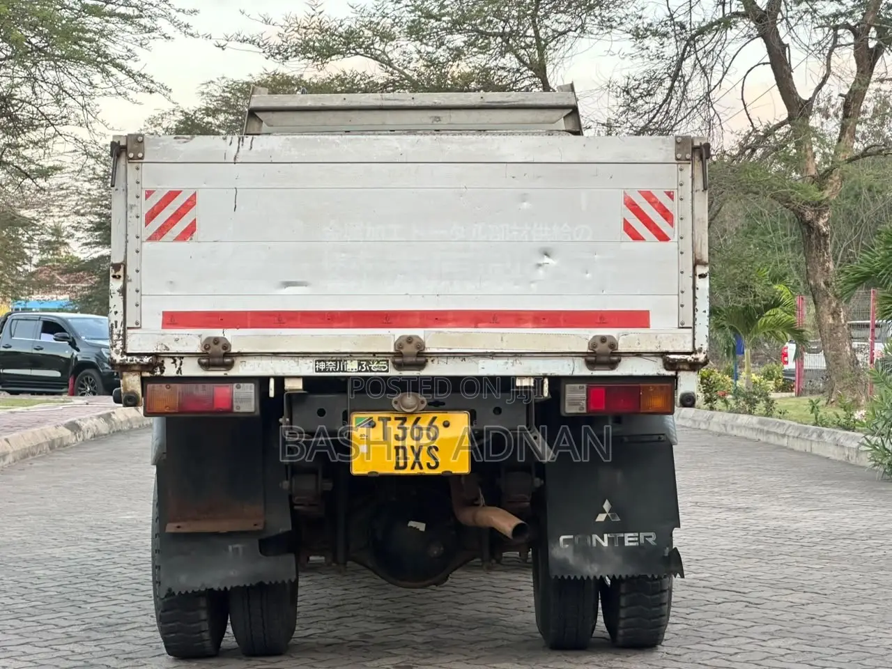 Mitsubishi Canter Nzuri(tani) 2 Tonnes.