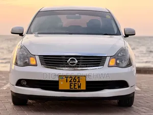 Nissan Bluebird 2017 White