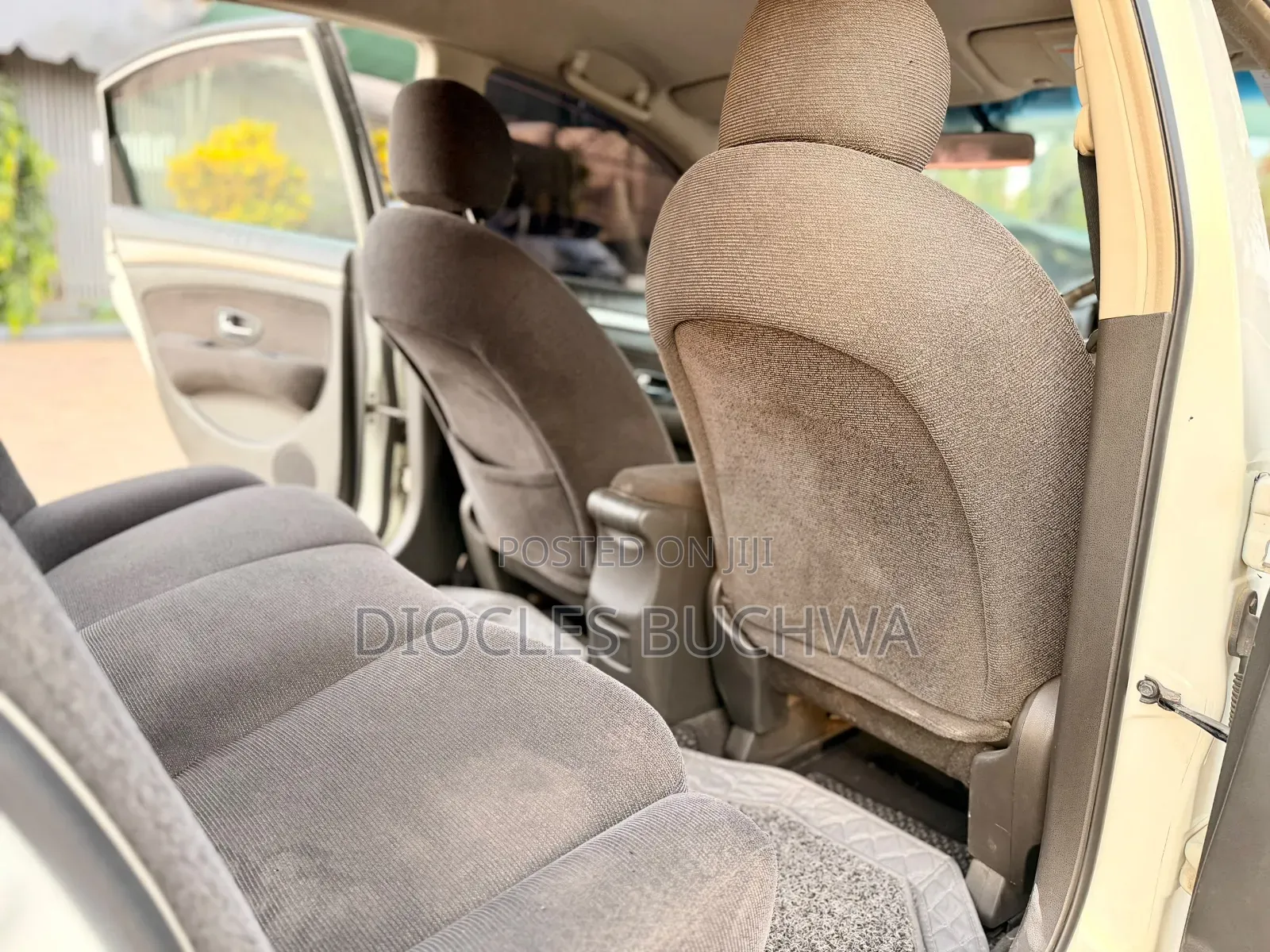 Nissan Bluebird 2017 White