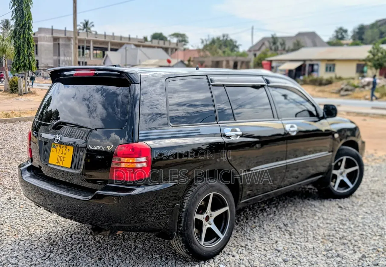 Toyota Kluger 2006 Black