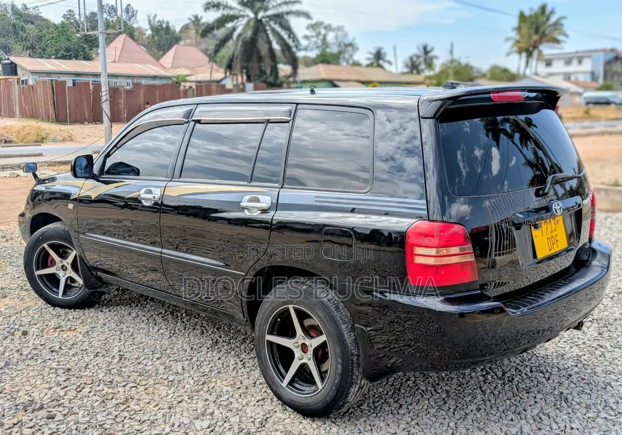 Toyota Kluger 2006 Black