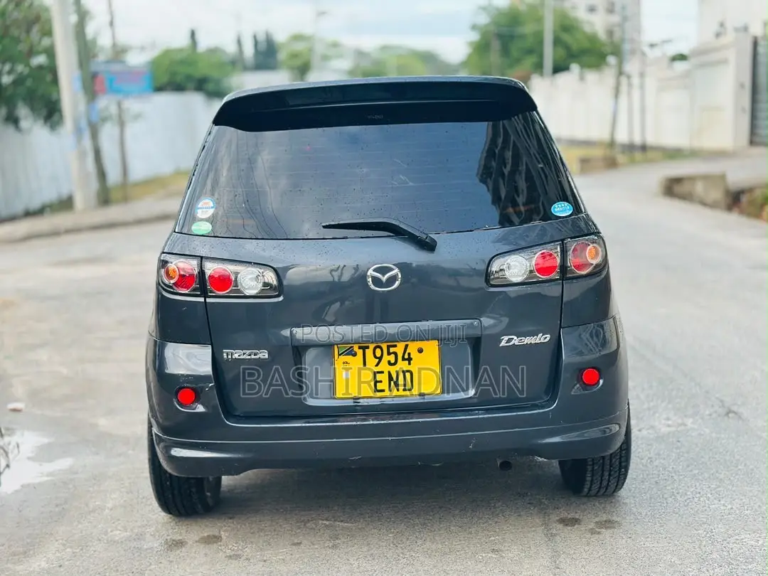 Mazda Demio 2007 Gray