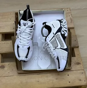 Men's Leather Sneakers Shoes in Nike Classic Design