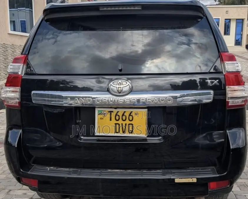 Toyota Land Cruiser Prado 2015 Black
