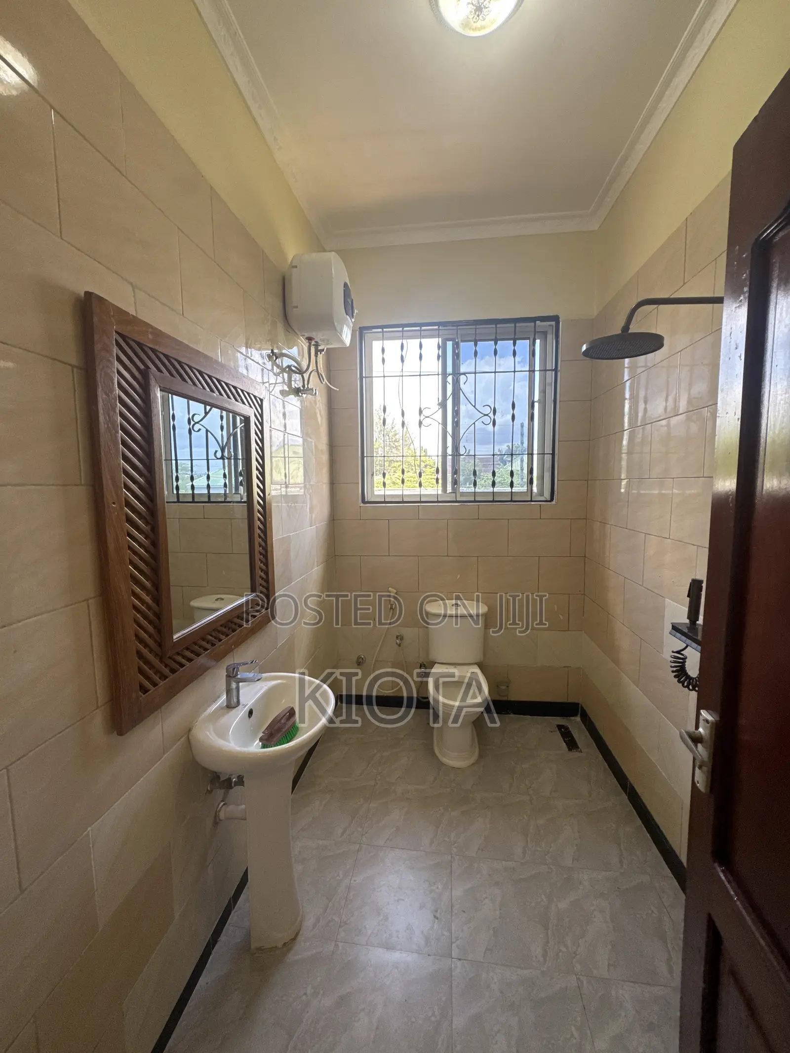 5bdrm House in Mbezi Beach for sale