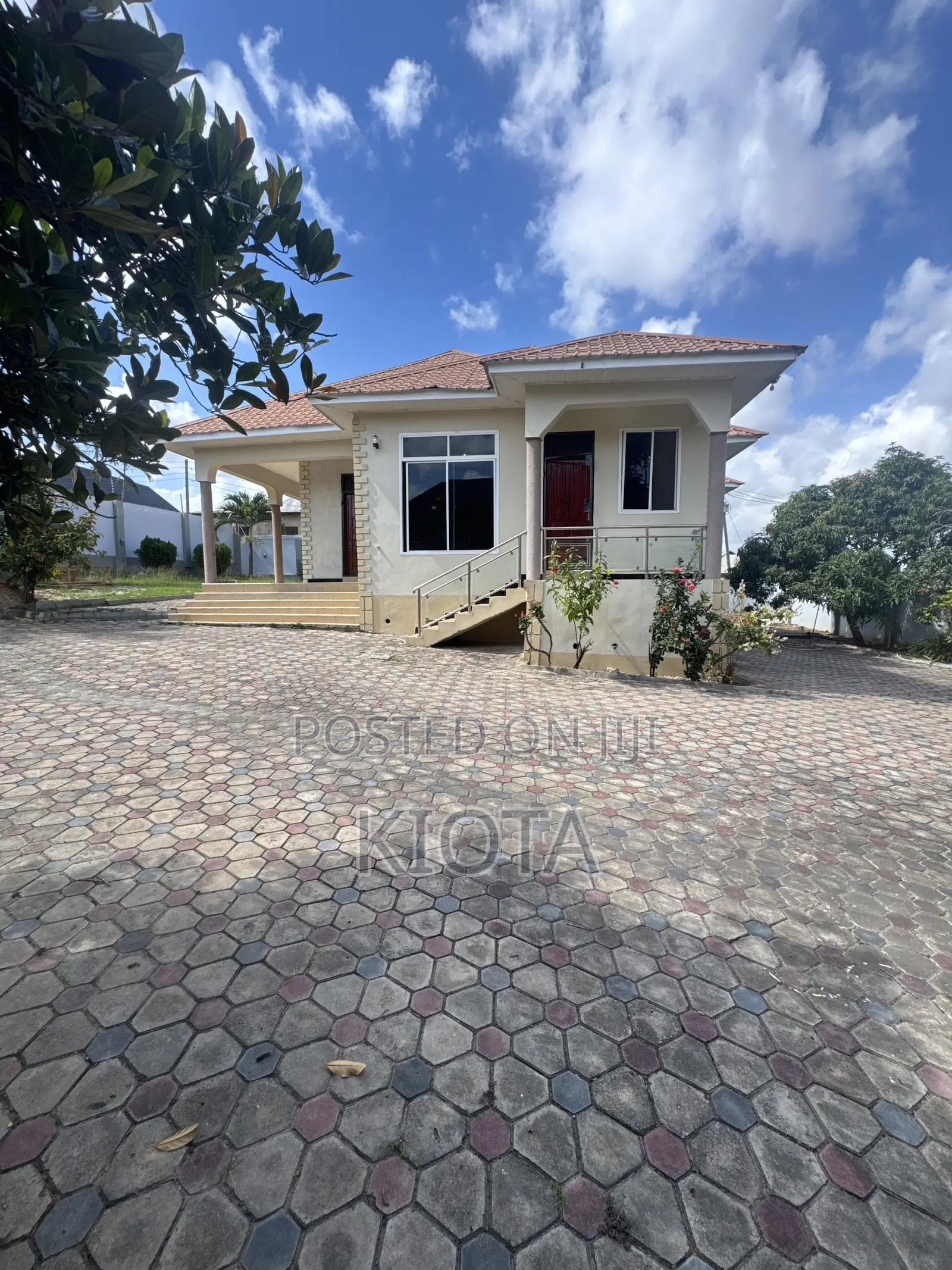 5bdrm House in Mbezi Beach for sale