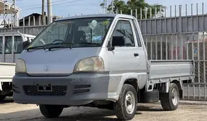 Toyota TOWNACE Pick-Up Silver
