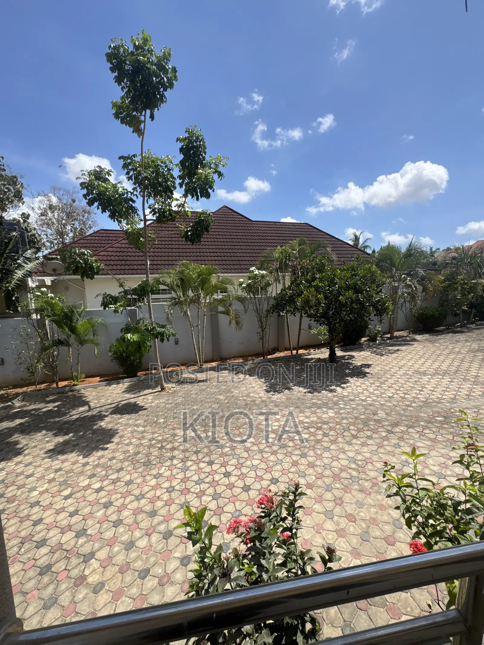 5bdrm House in Mbezi Beach for sale