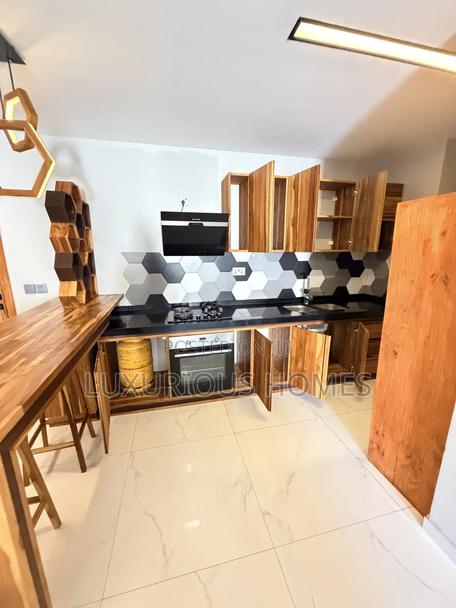 Furnished 2bdrm Apartment in Masaki for rent