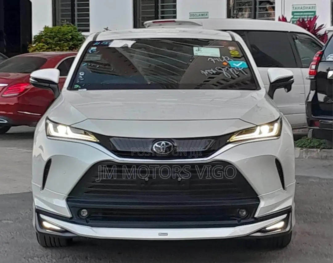 Toyota Harrier 2021 White