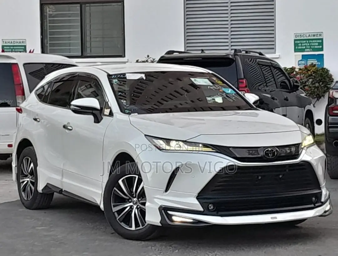 Toyota Harrier 2021 White