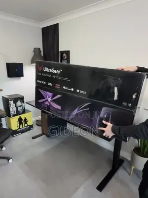 LG Ultragear GX950A. 45” Inches Curved Monitor
