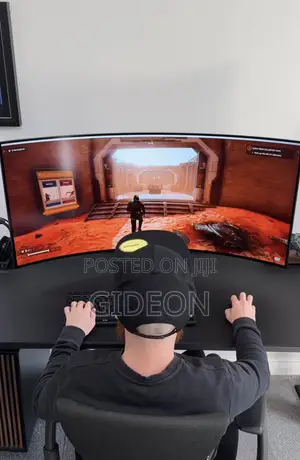 LG Ultragear GX950A. 45” Inches Curved Monitor