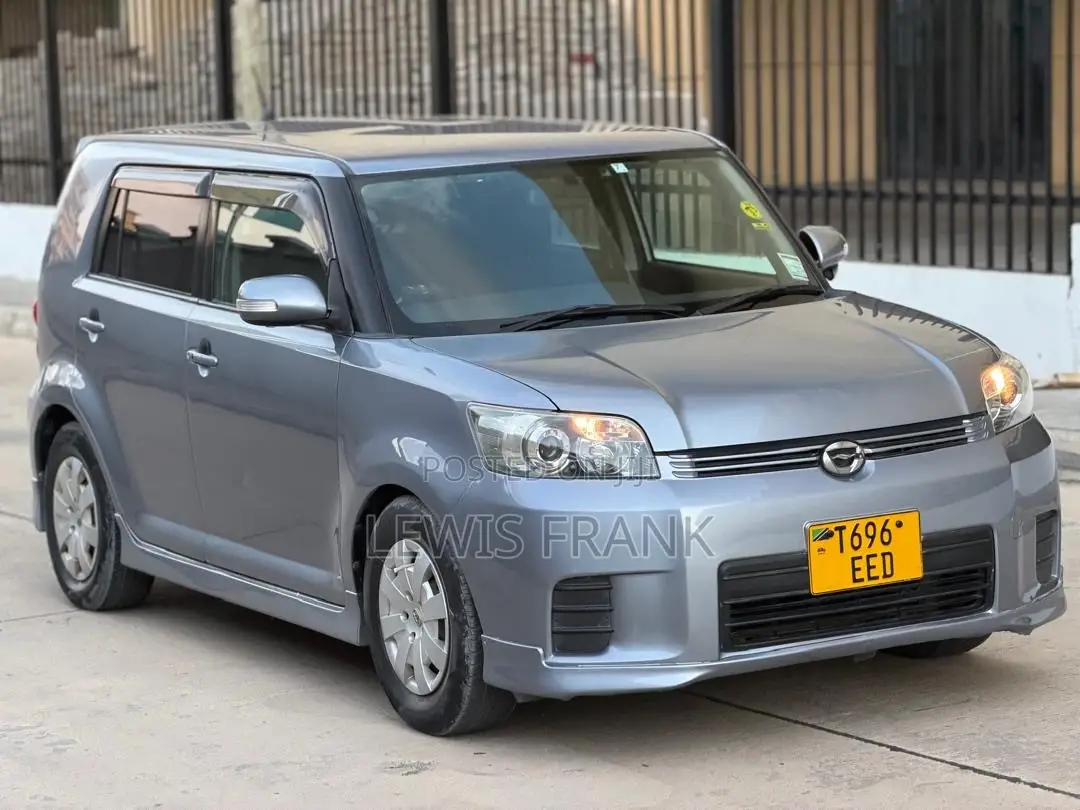 Toyota Rumion 1.5 FWD 2023 Gray