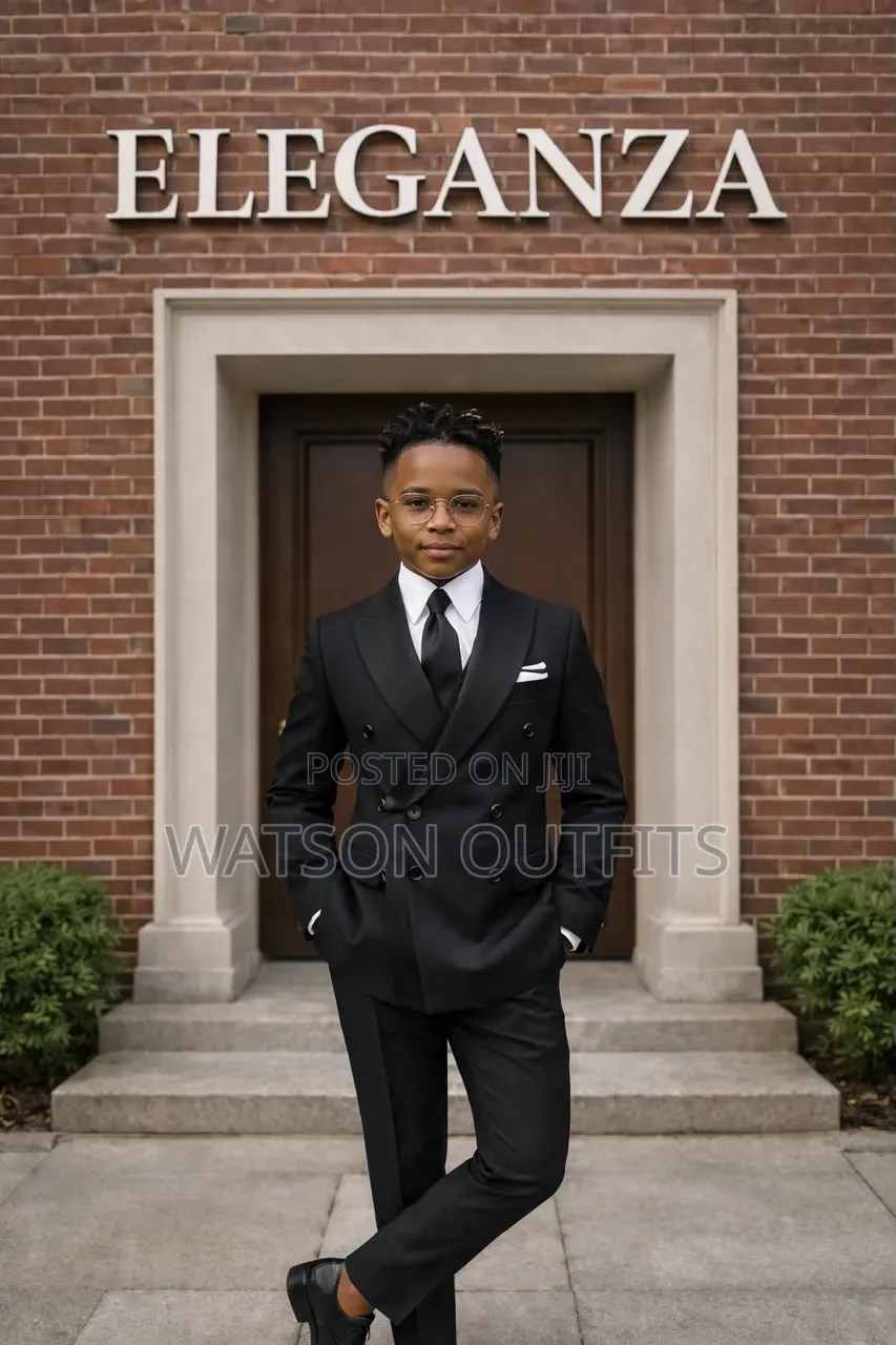 Children Suits Boys in Six Buttons Design