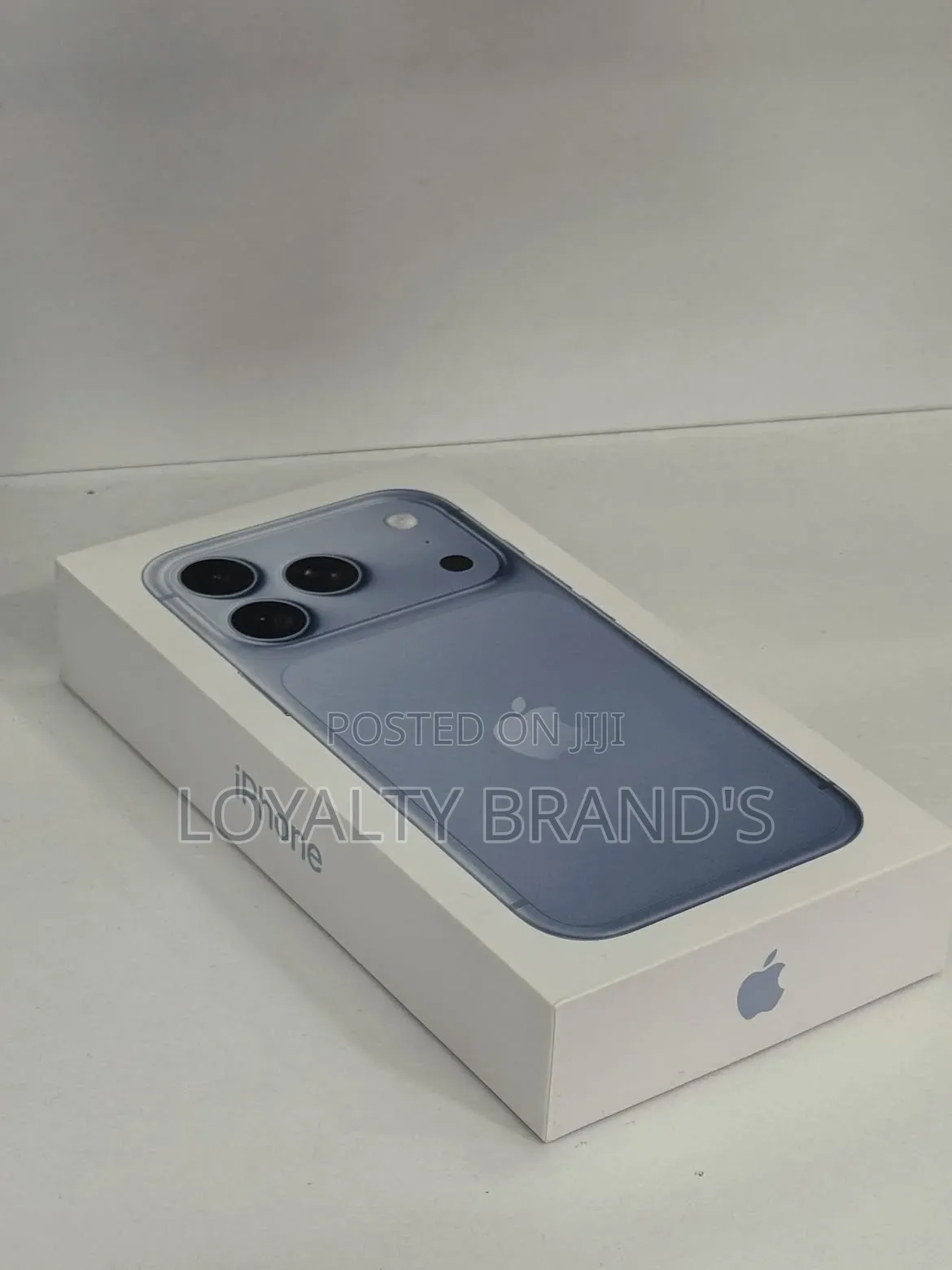 New Apple iPhone 18 Pro Max 1 TB Blue