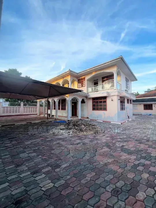4bdrm House in Mikocheni for rent