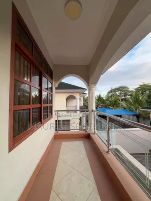 4bdrm House in Mikocheni for rent