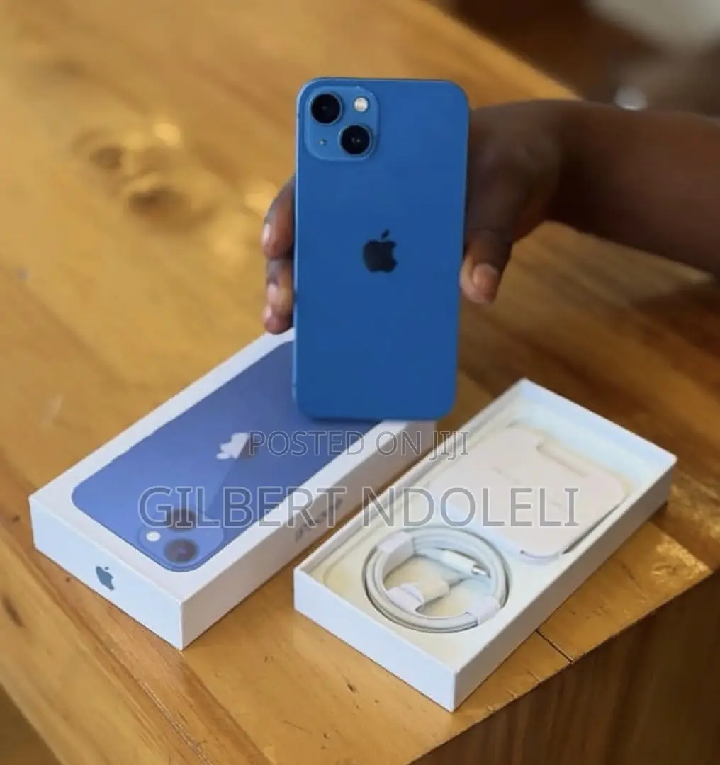 New Apple iPhone 13 128 GB Blue