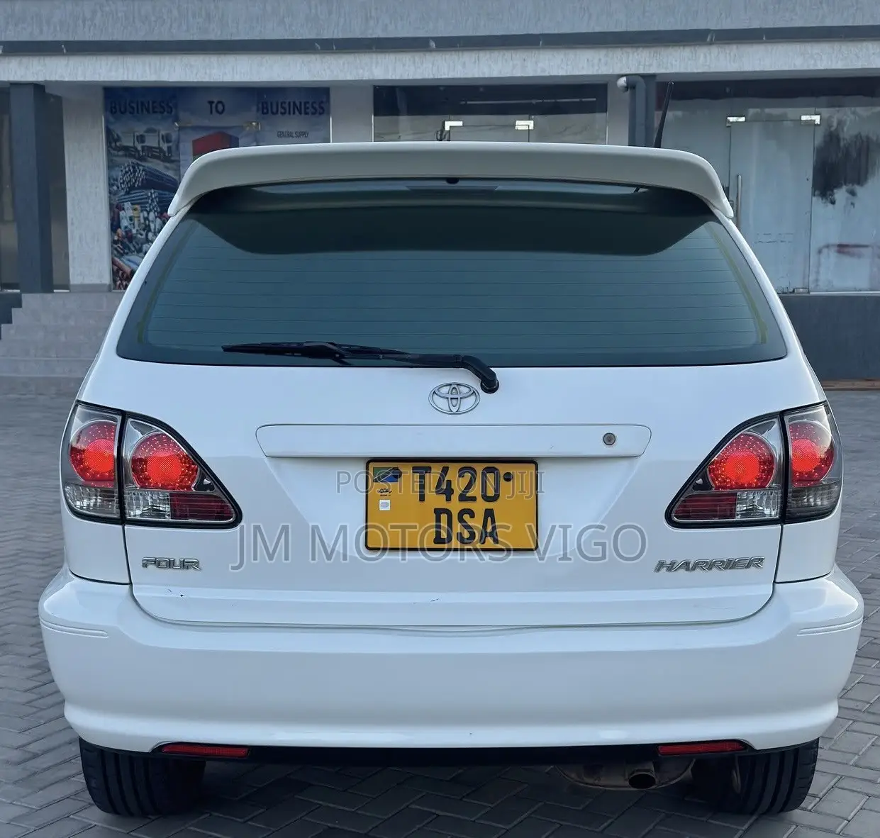 Toyota Harrier 2001 White