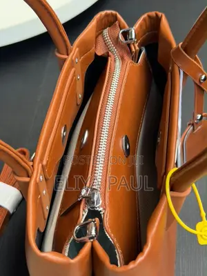 Tote Handbag Style