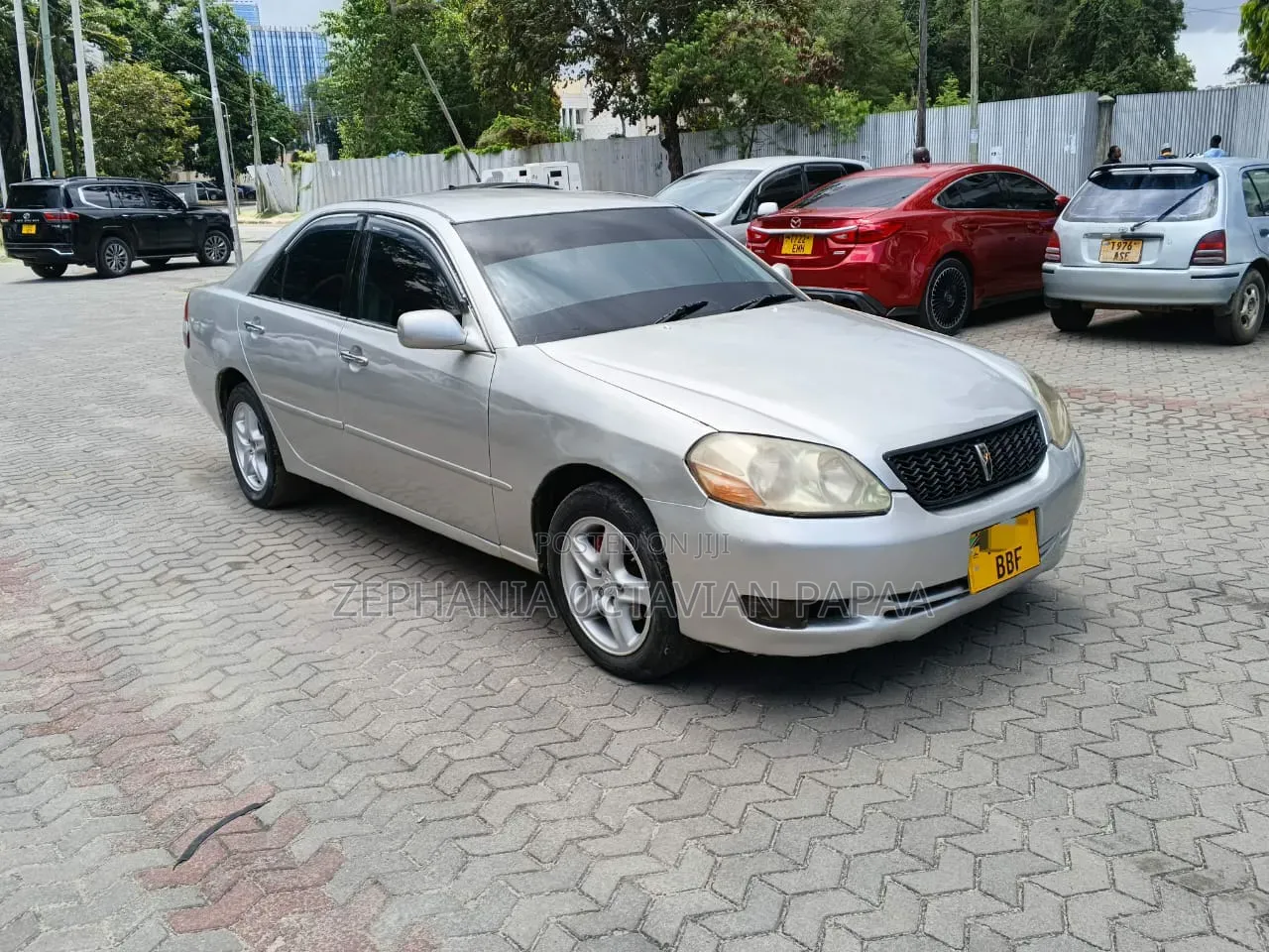 Toyota Mark II 2002 Silver