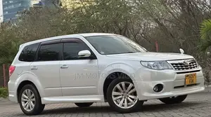 Subaru Forester 2010 White