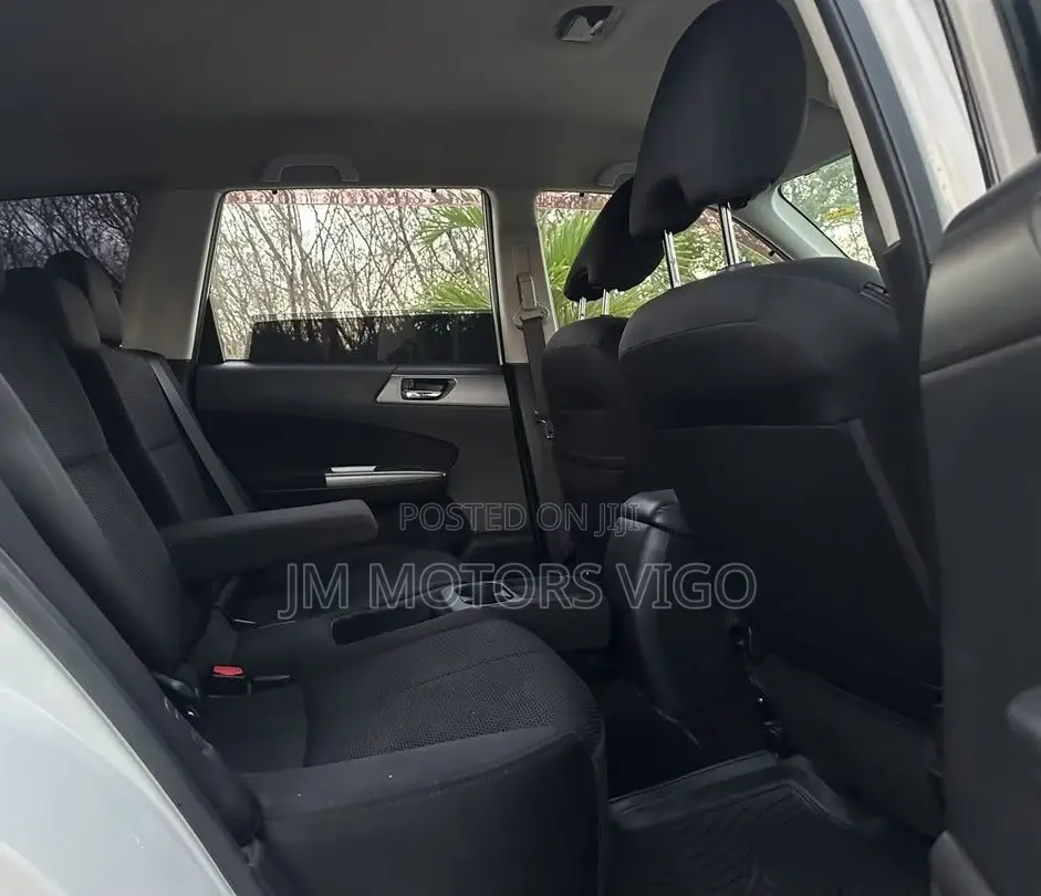 Subaru Forester 2010 White