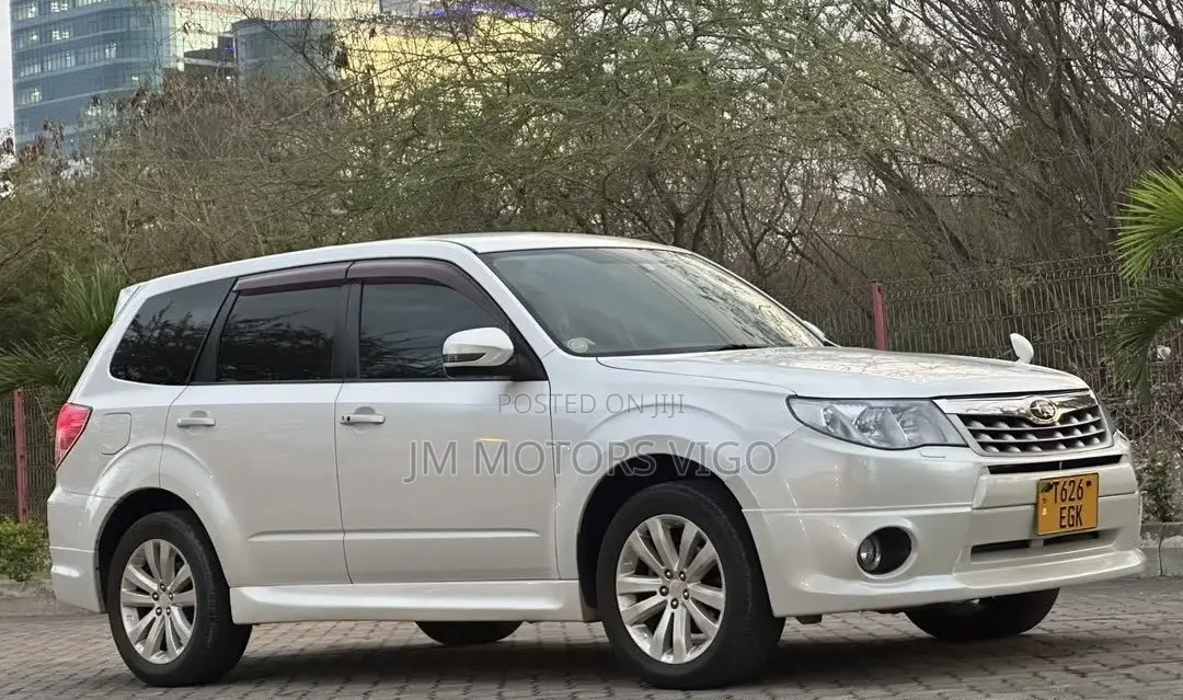 Subaru Forester 2010 White