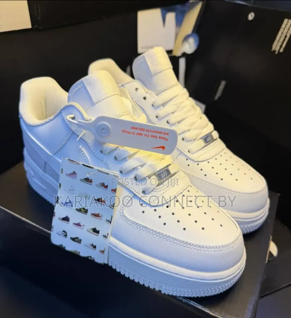 Nike Air Force 1 Low Premium Sneakers
