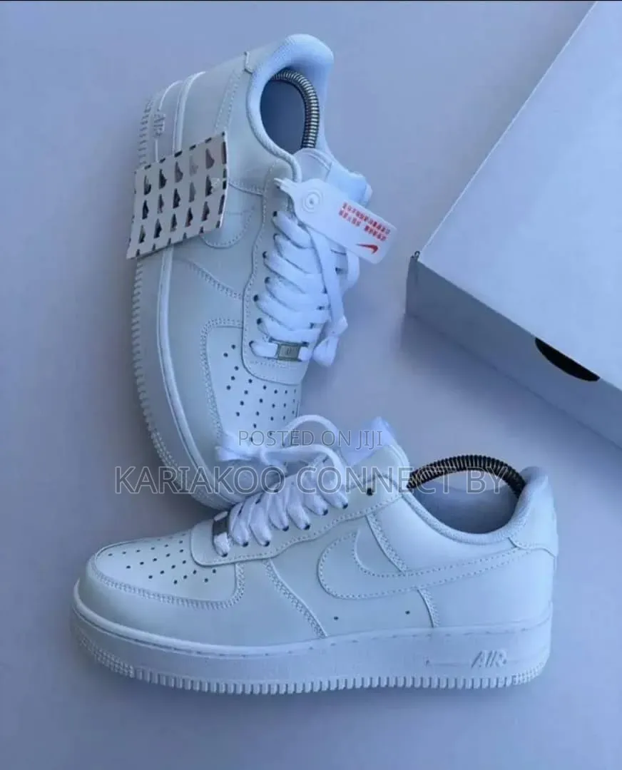 Nike Air Force 1 Low Premium Sneakers
