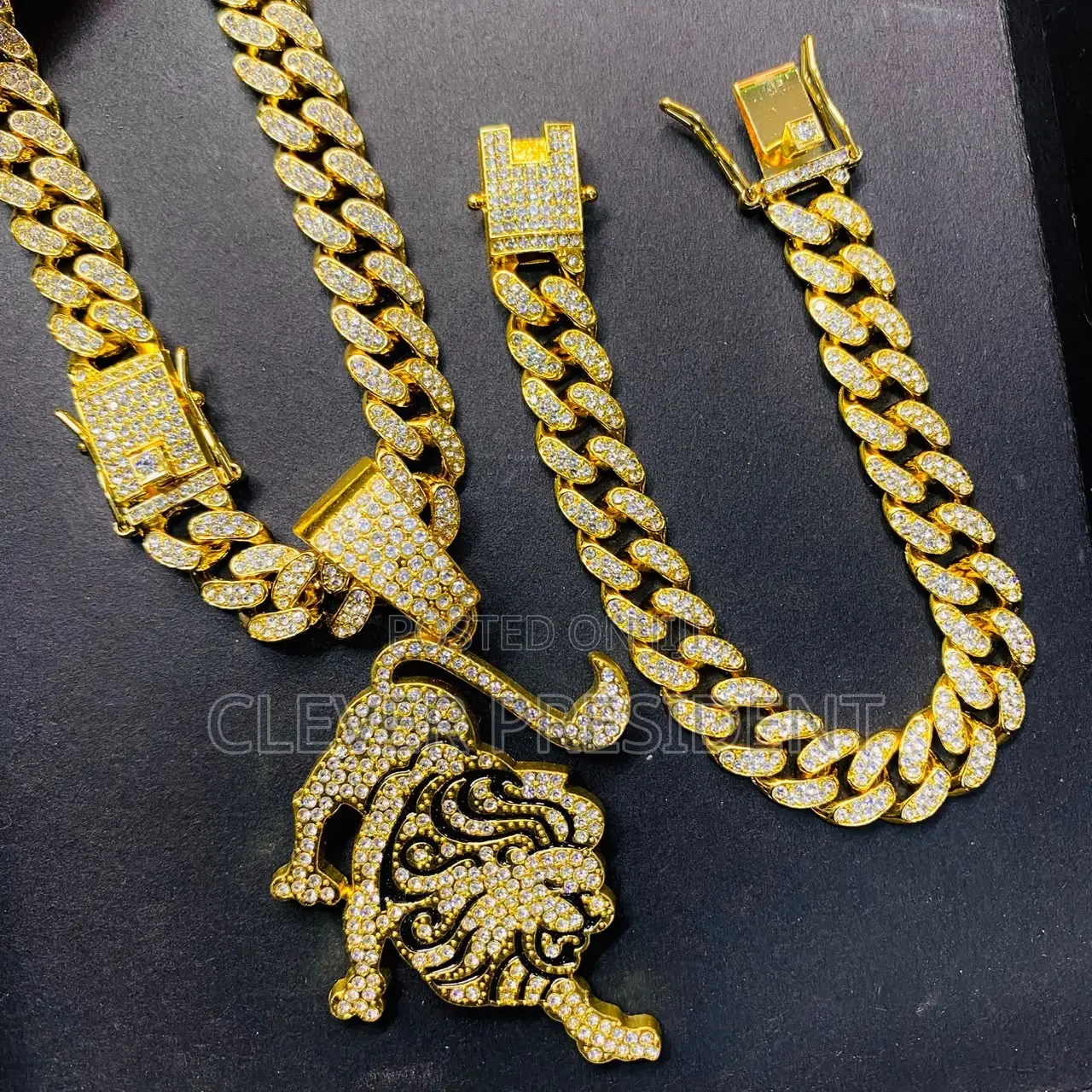 Chains Azipauki