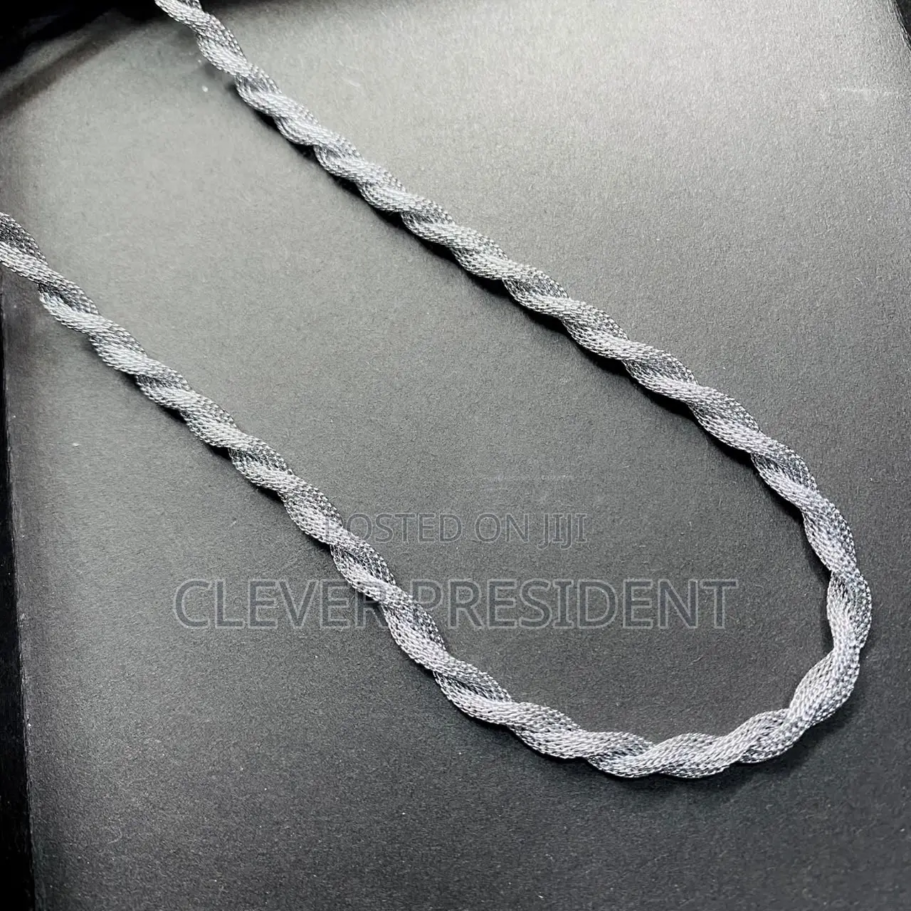 Chains Azipauki