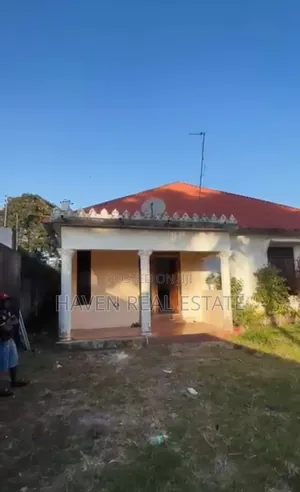 Furnished 2bdrm Apartment in Mjini for rent