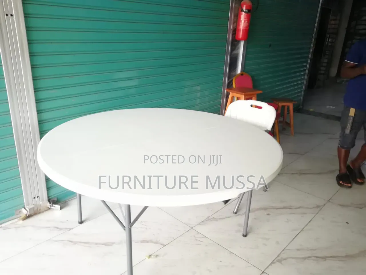 Folding Table Round