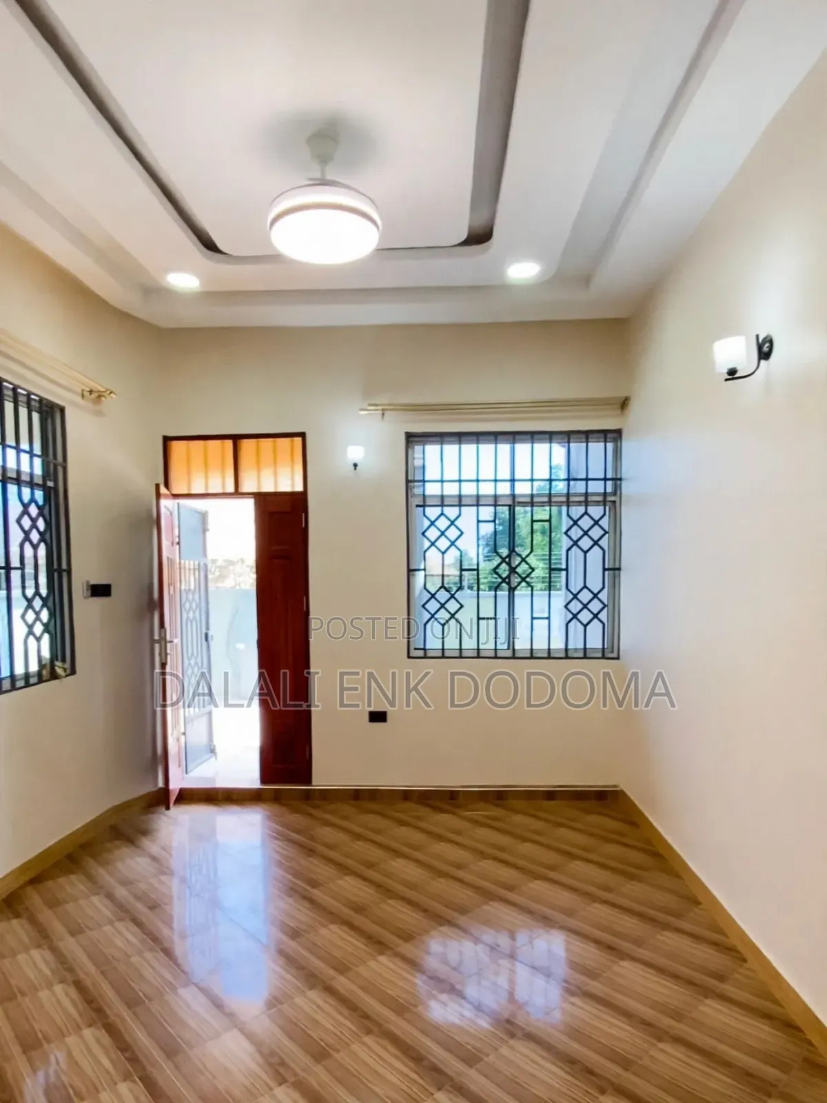 4bdrm Mansion in Changombe Extension, Mipingo for sale