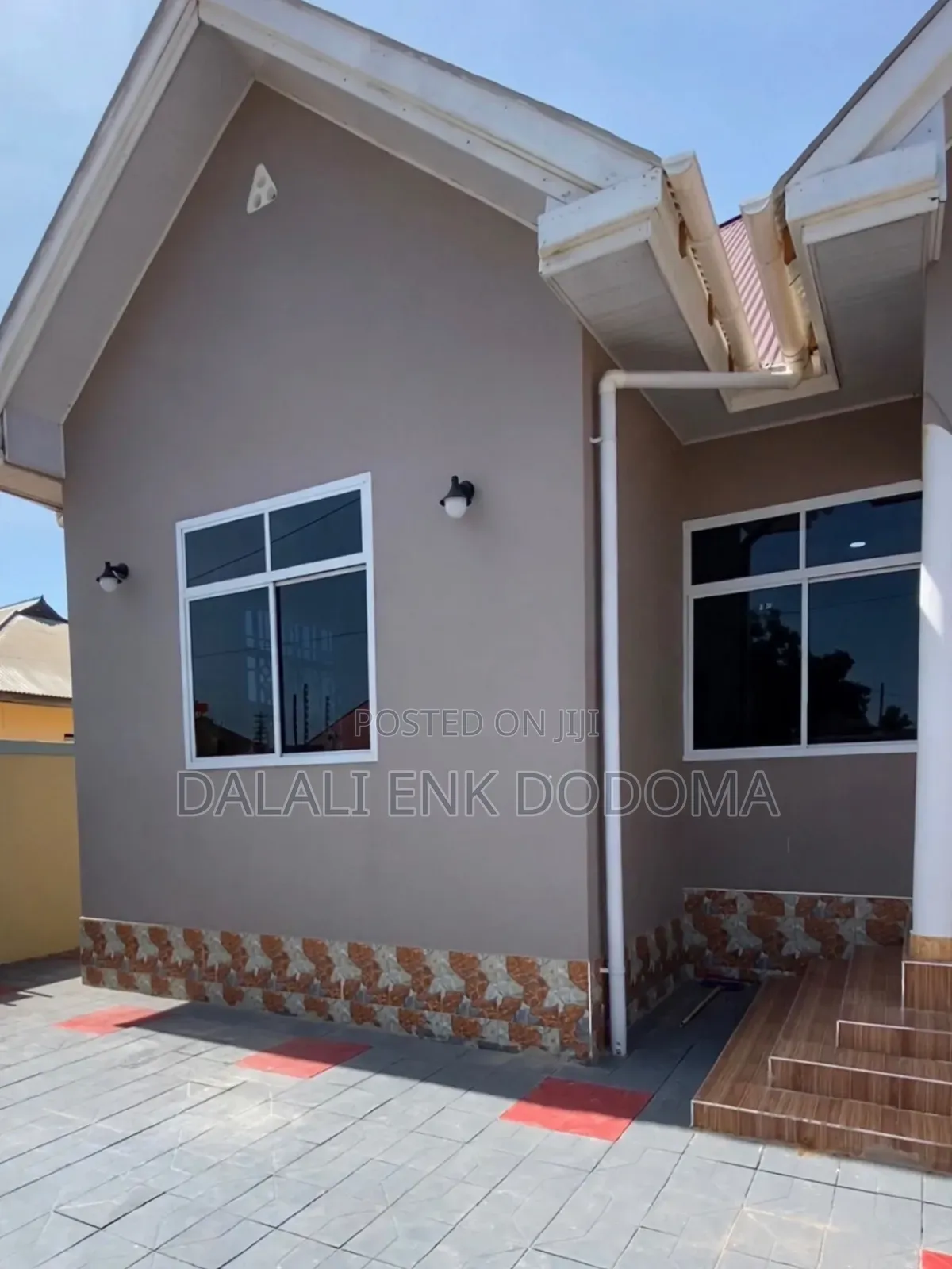 4bdrm Mansion in Changombe Extension, Mipingo for sale