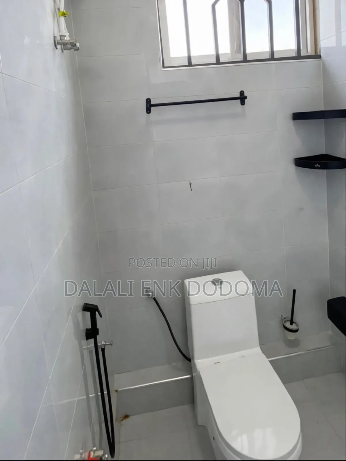 4bdrm Mansion in Changombe Extension, Mipingo for sale