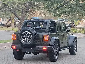 Jeep Wrangler 2024 Green