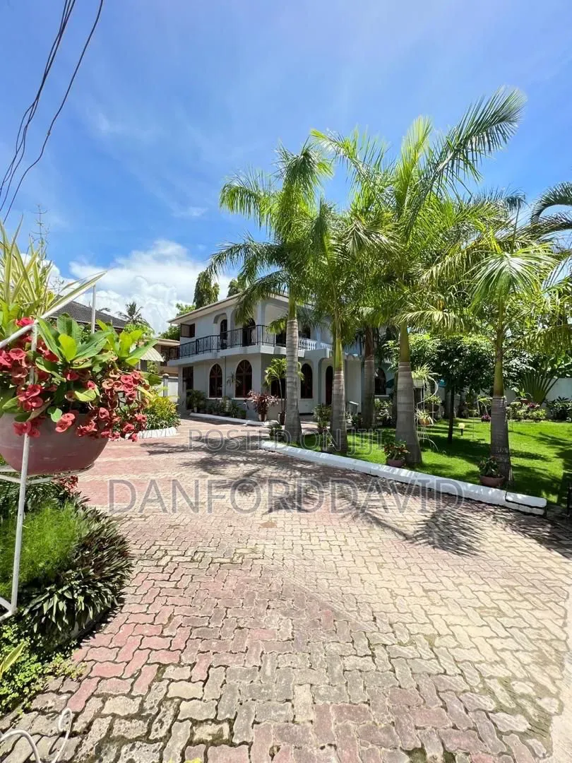 4bdrm House in Kahwa Real Estate, Mbezi Beach for rent