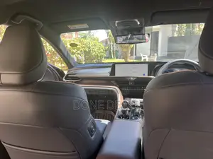 Toyota Crown 2025