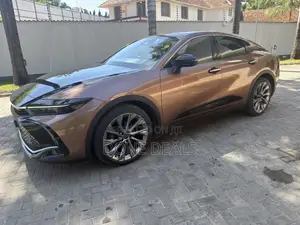 Toyota Crown 2025