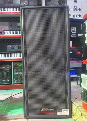 Speaker 
S215cx
Soundsoft 
Watts2000
1,100,000