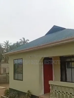 3bdrm House in Goba for sale